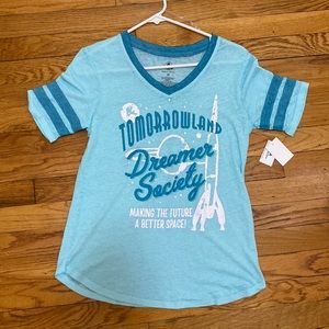 Tomorrowland Dreamers Society tshirt size XS NWT